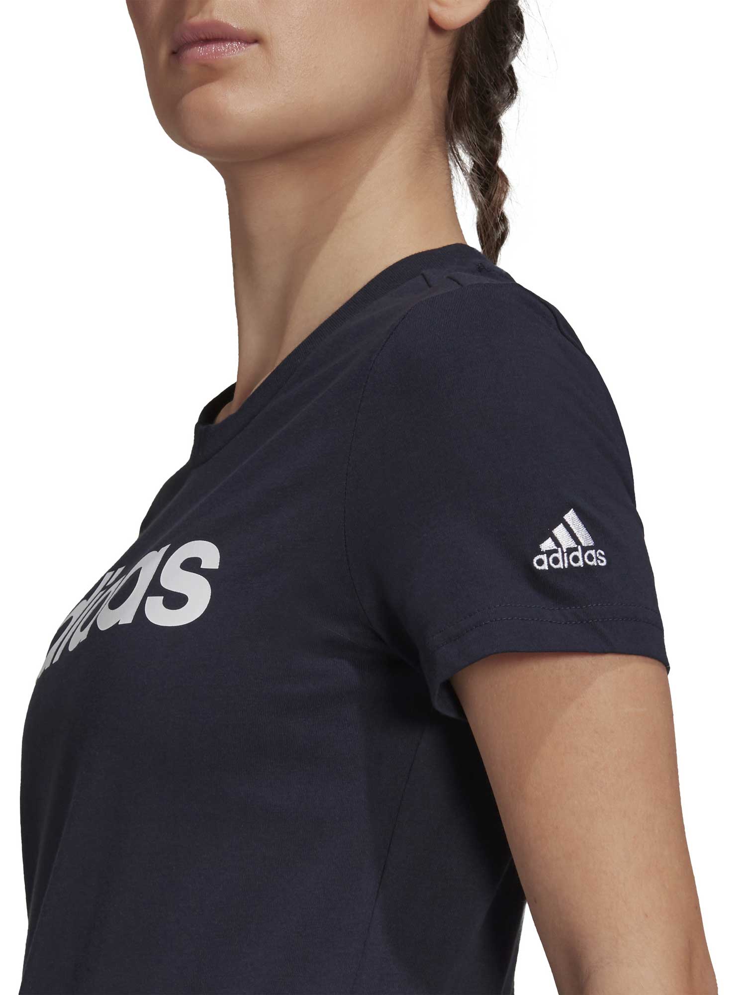 ADIDAS SPORTSWEAR Тениска LOUNGEWEAR Essentials Slim Logo