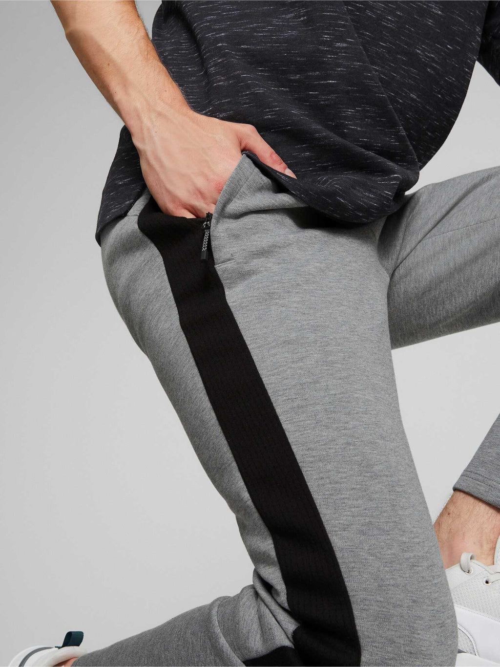 PUMA Спортно долнище Evostripe