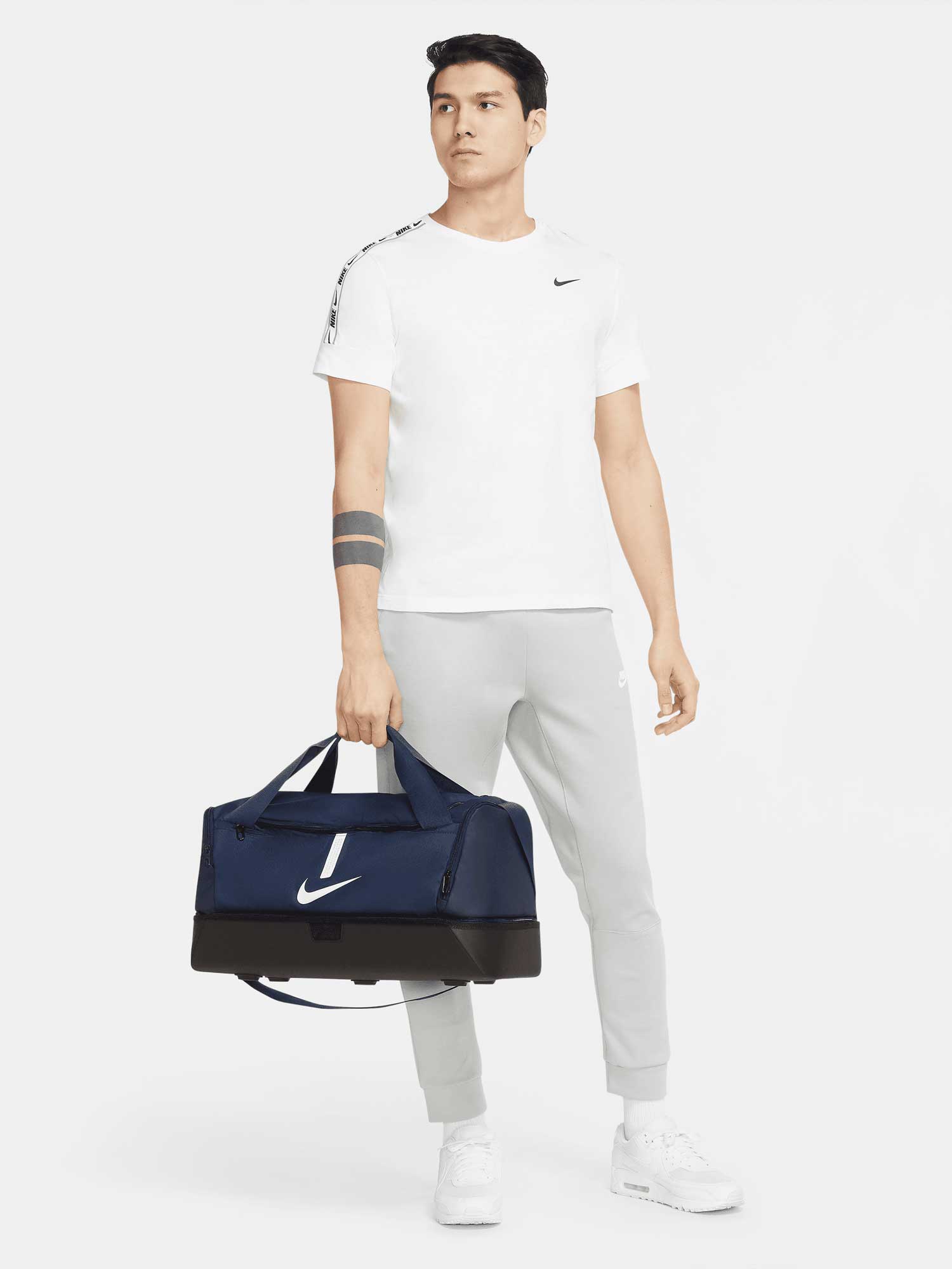 NIKE TEAM Сак NIKE ACADEMY TEAM SOCCER HARDC