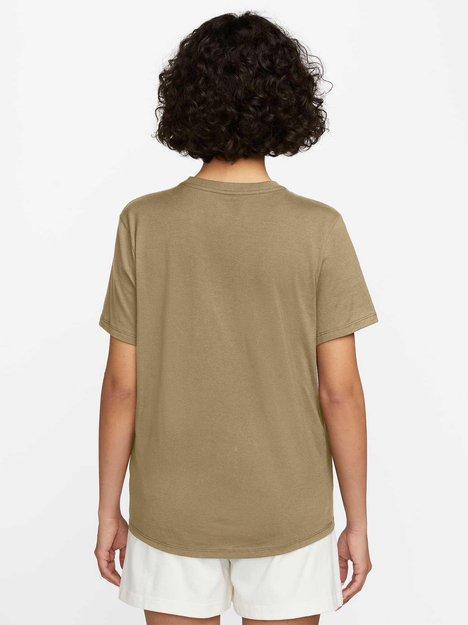 NIKE Тениска W NSW CLUB SS TEE ICN FTRA