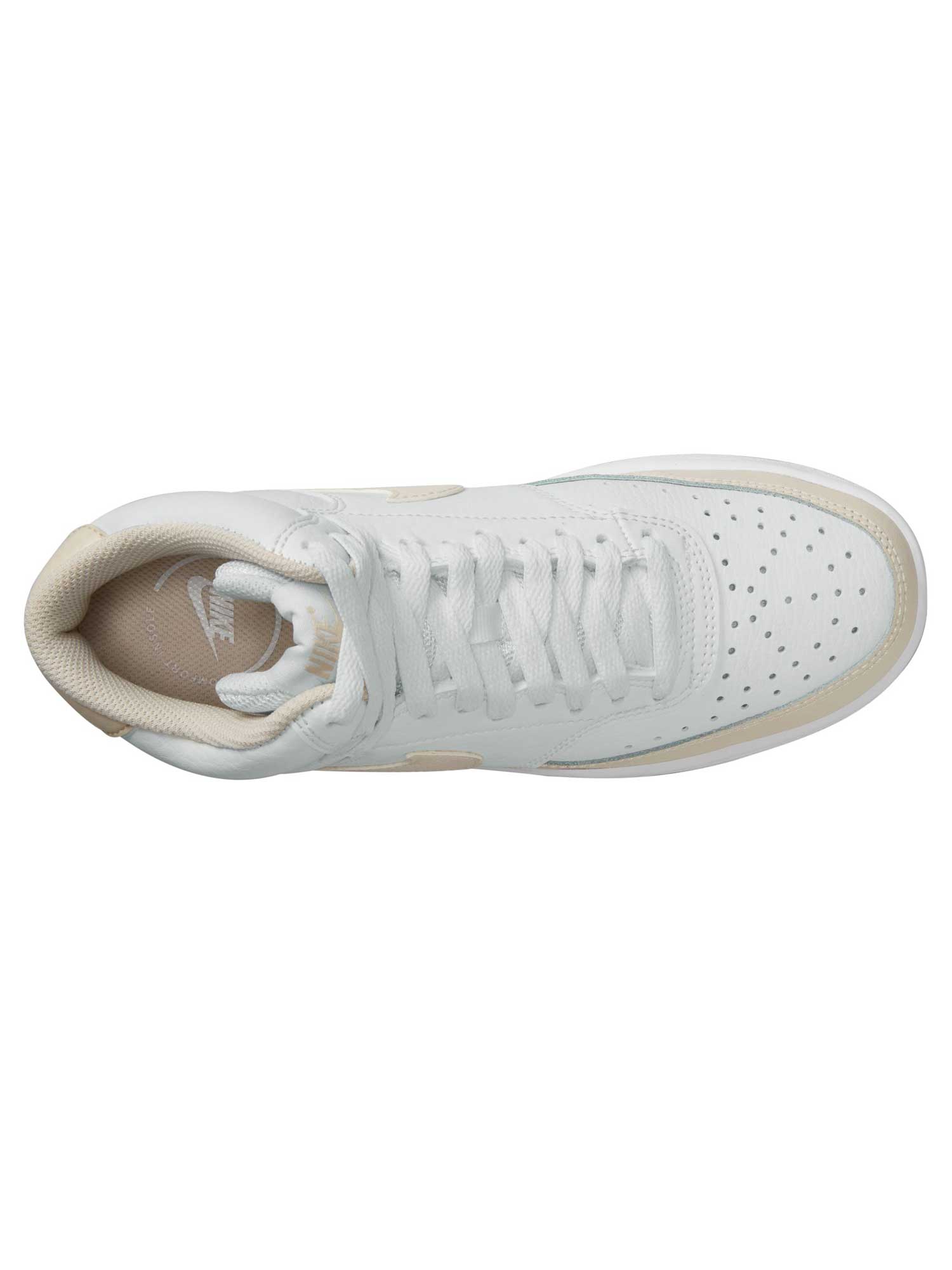 NIKE Обувки WMNS COURT VISION MID