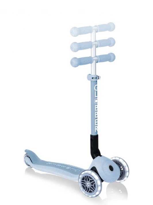 GLOBBER Тротинетка JUNIOR FOLDABLE LIGHTS ECOLOGIC