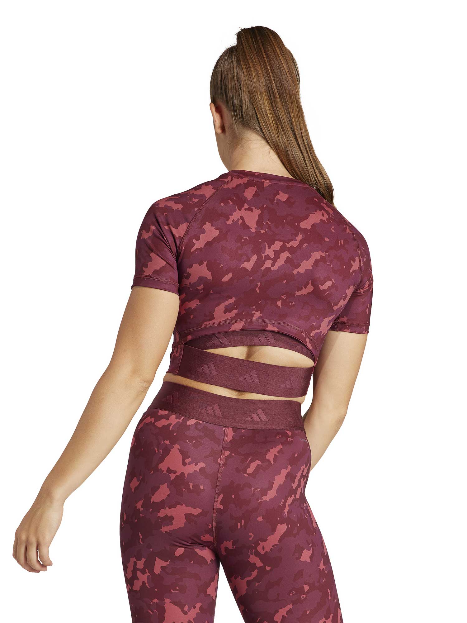 ADIDAS PERFORMANCE Тениска Techfit Camo Print Crop Training