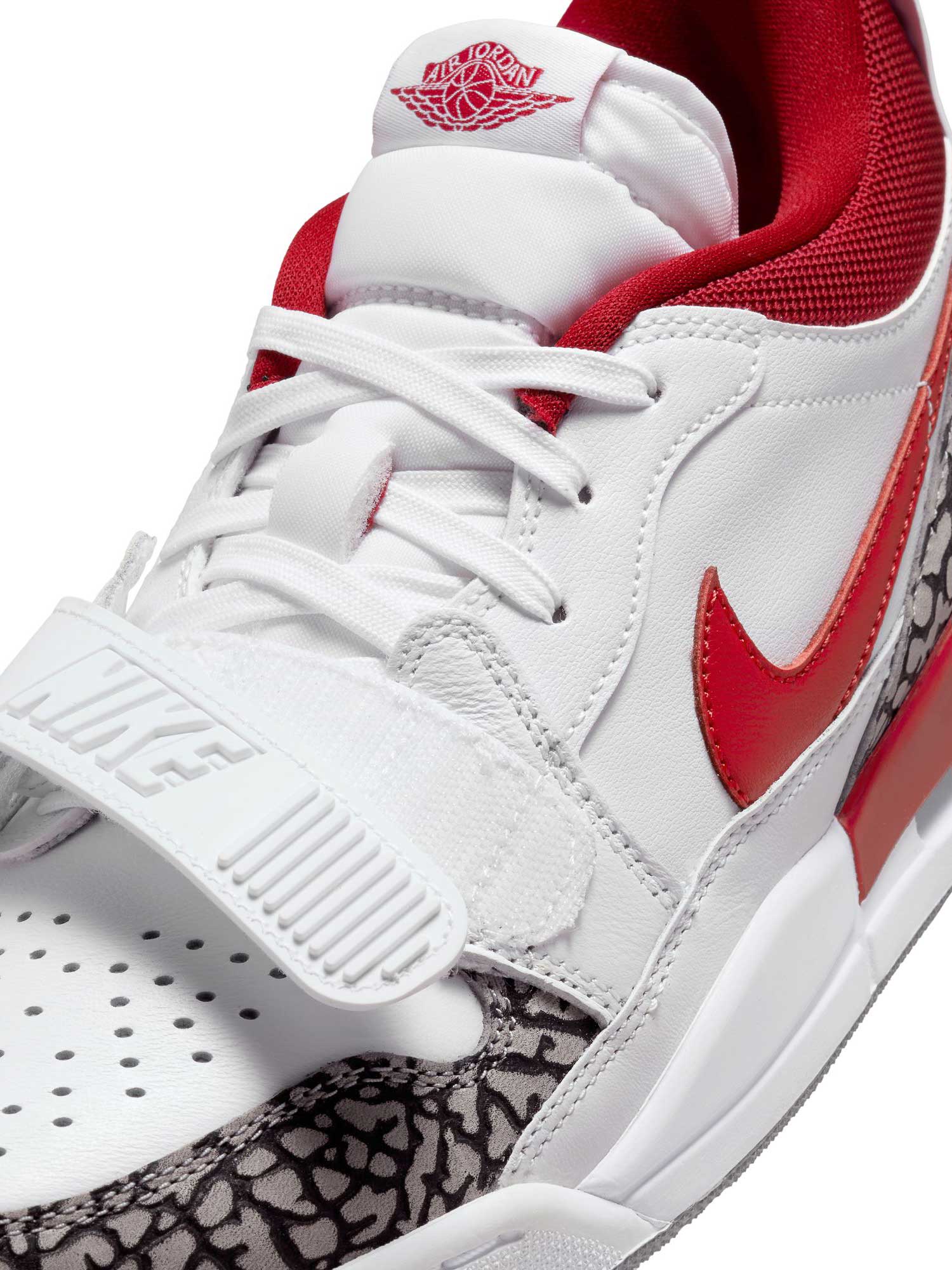 JORDAN Обувки WMNS AIR JORDAN LEGACY 312 LOW