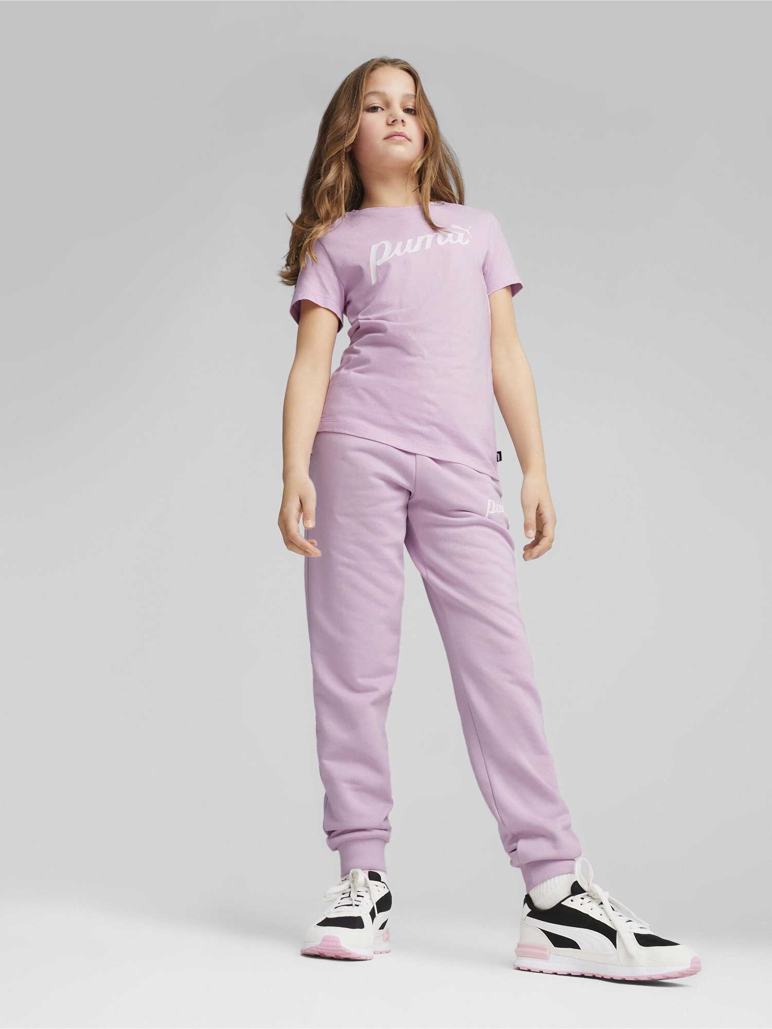 PUMA Спортно долнище ESS+ BLOSSOM Sweatpants G