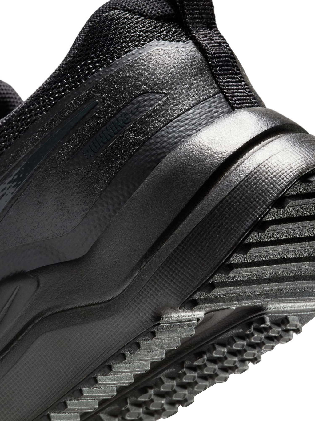NIKE Обувки COSMIC RUNNER (GS)