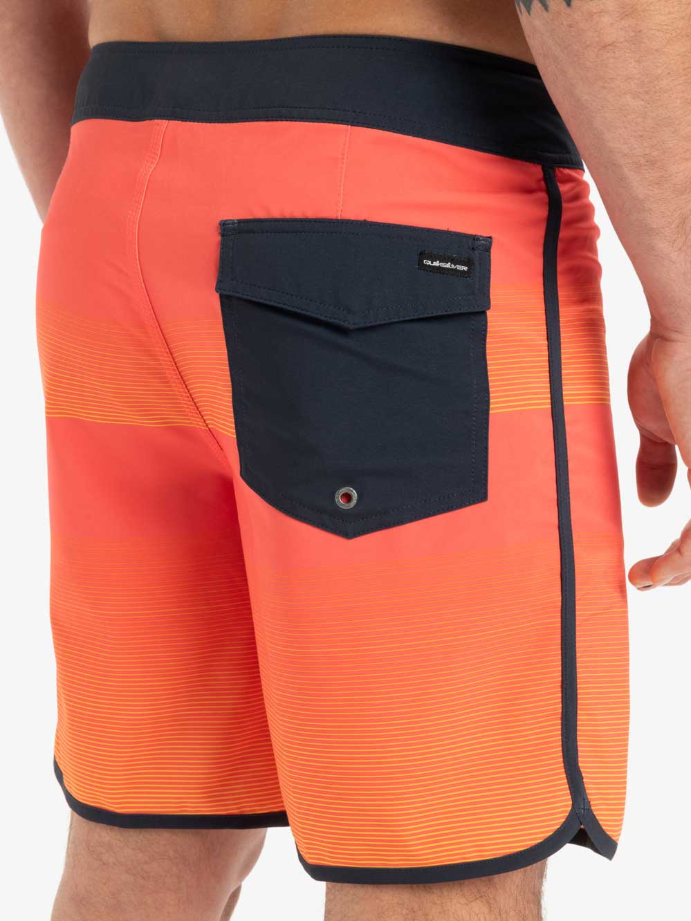 QUIKSILVER Плувни шорти SURFSILK SCALLOP 18