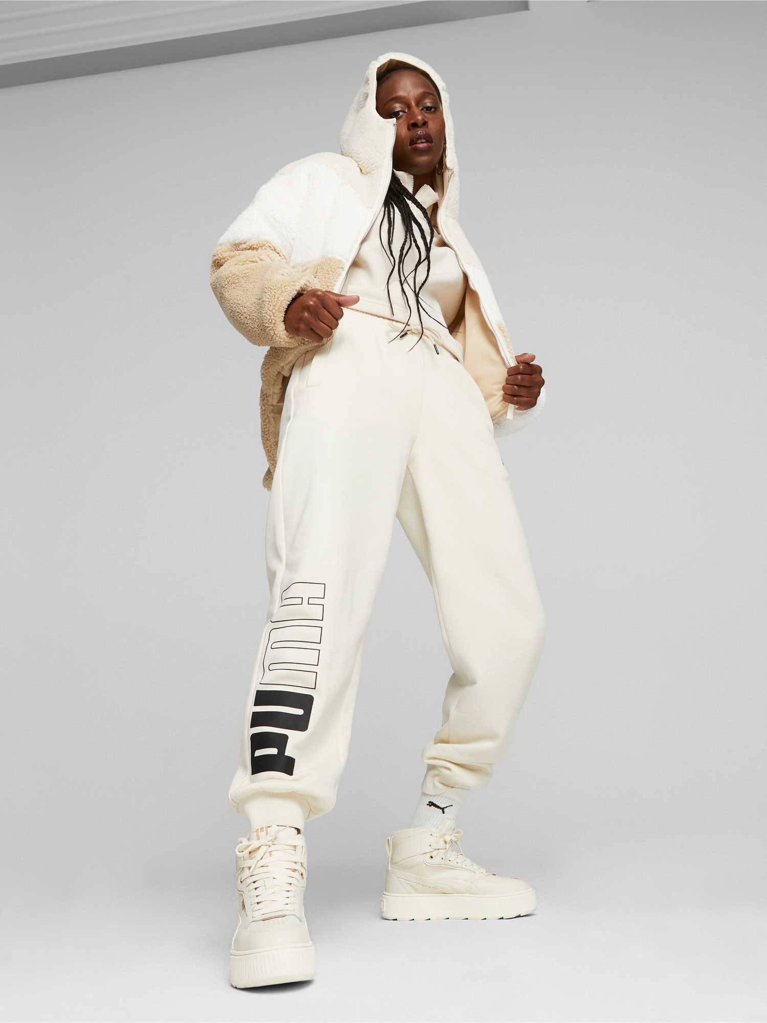 PUMA Спортно долнище POWER Colorblock Sweatpants FL