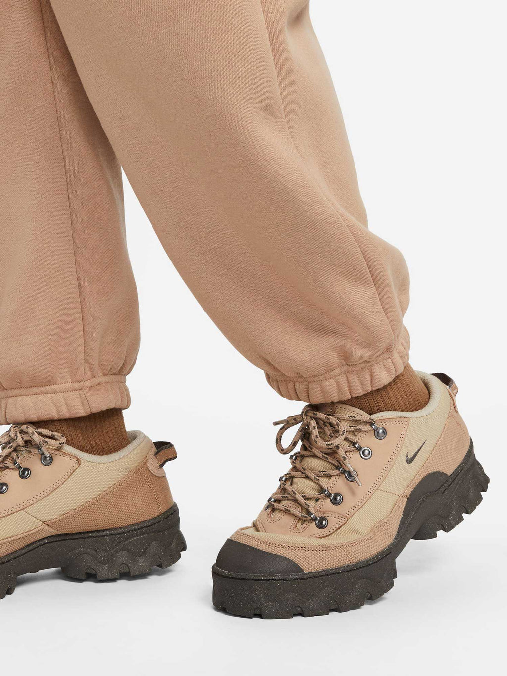 NIKE Спортно долнище W PHNX FLC HR OS
