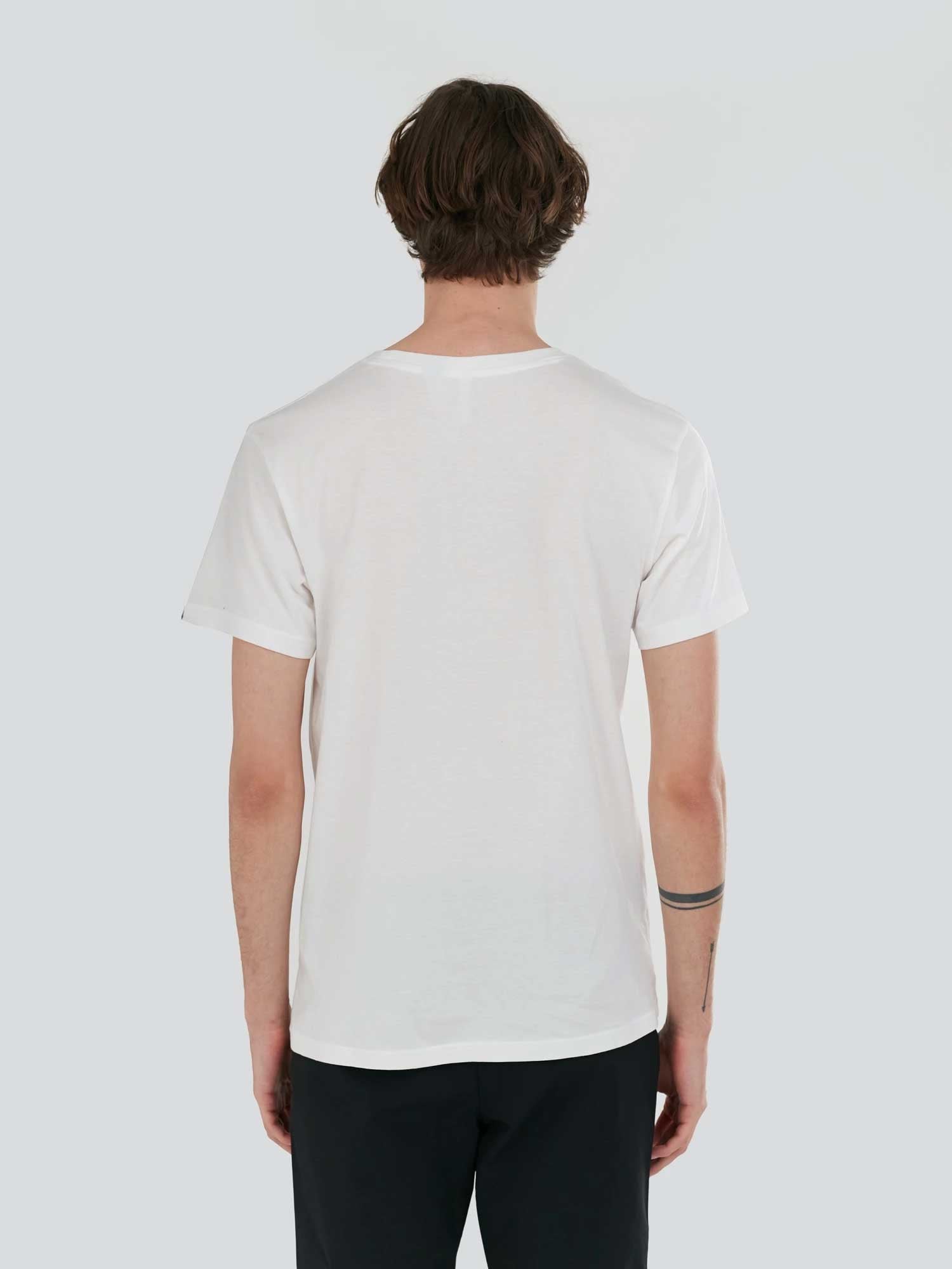 FUNDANGO Тениска Mountain Graphic-T