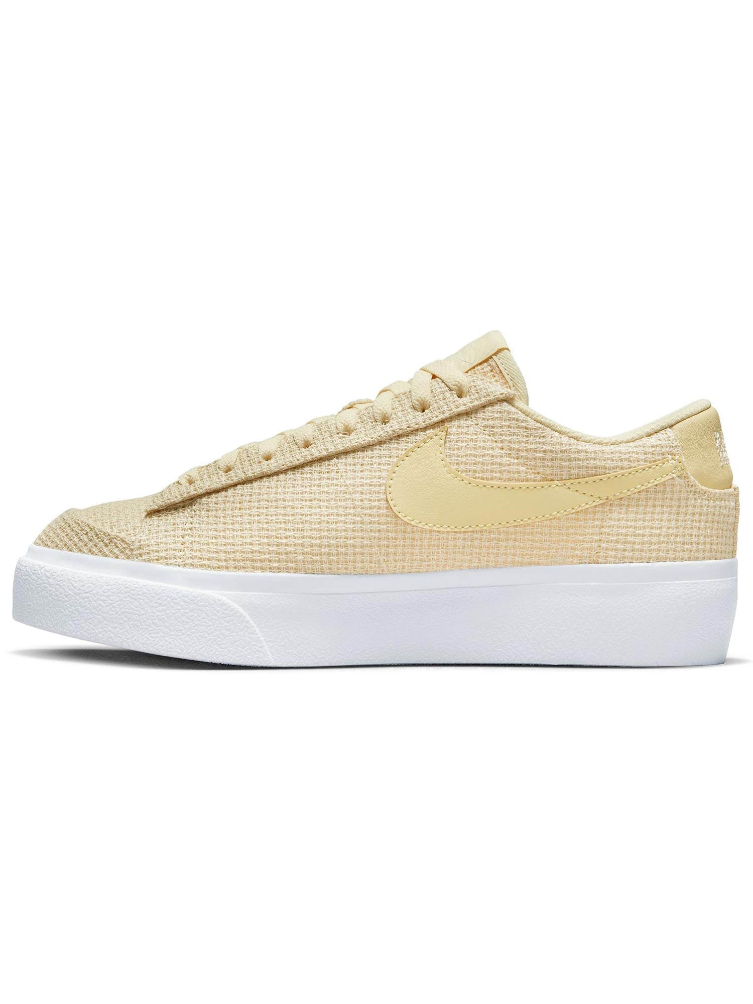 NIKE Обувки BLAZER LOW PLATFORM ESS