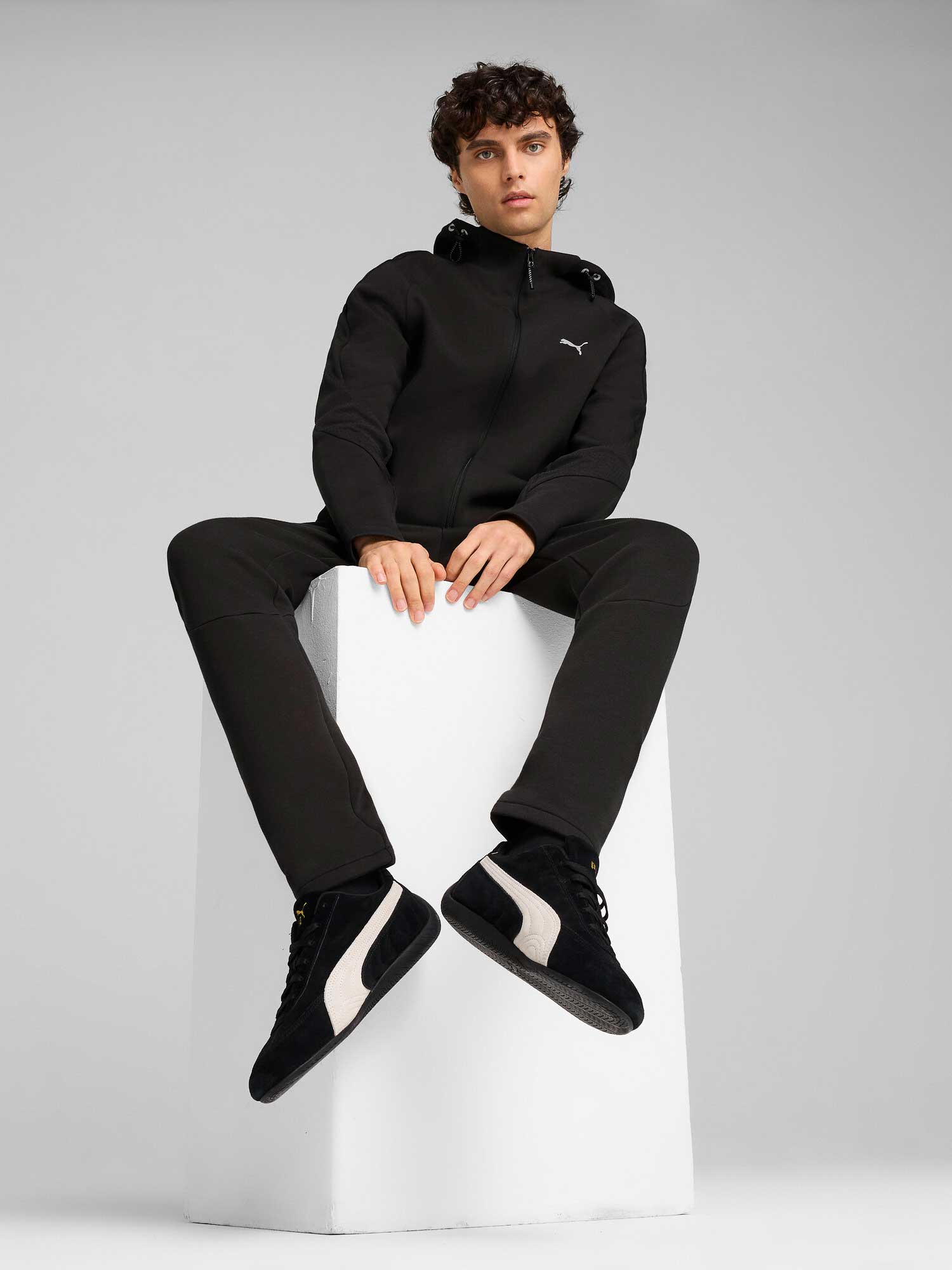 PUMA Суитшърт EVOSTRIPE Full-Zip Hoodie DK
