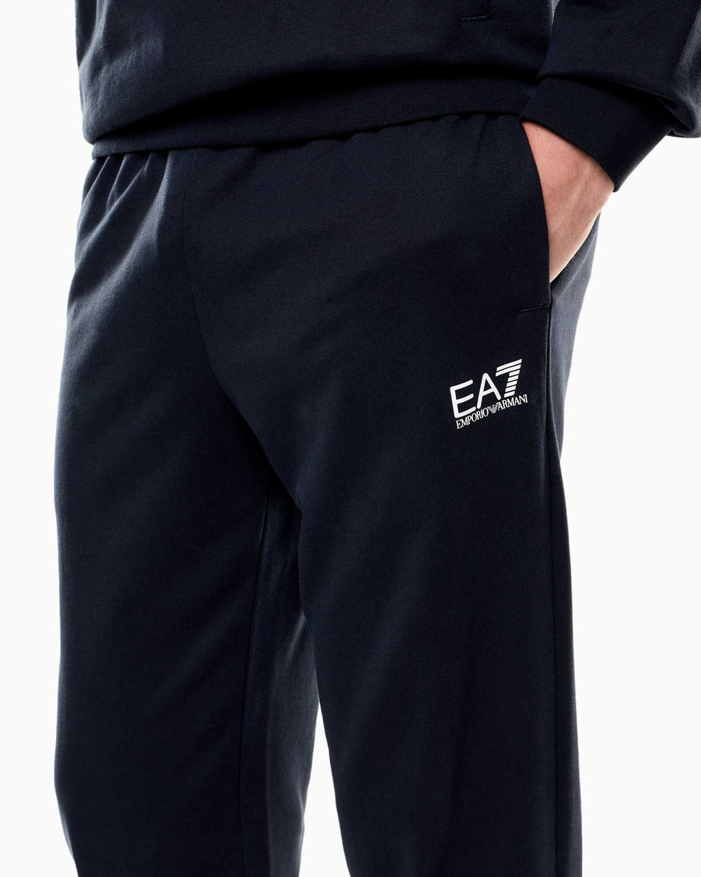 EA7 Emporio Armani Спортен екип TRAIN CORE ID M T-SUIT HOODIE RN