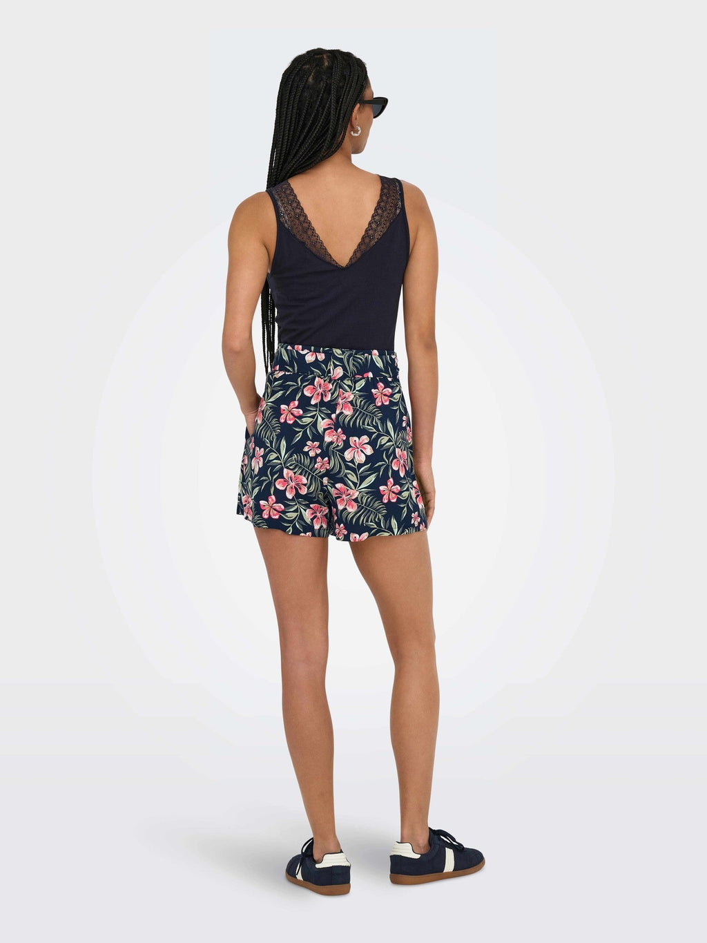 ONLY Къси панталони ONLNOVA LIFE VIS TALIA SHORTS WVN