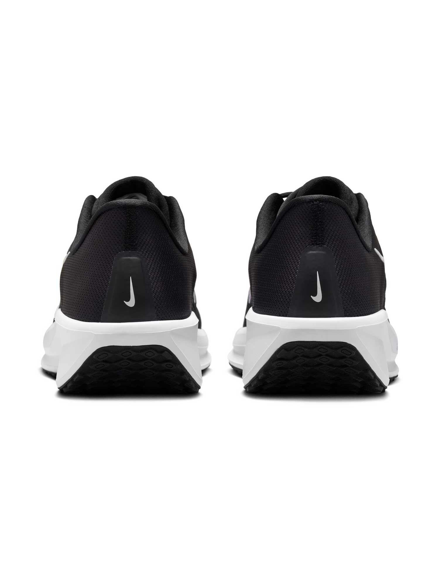 NIKE Обувки QUEST 6