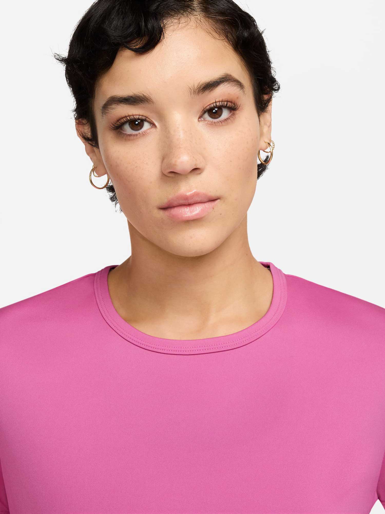 NIKE Тениска W NK TEMPO SWSH HBR DF SS TOP