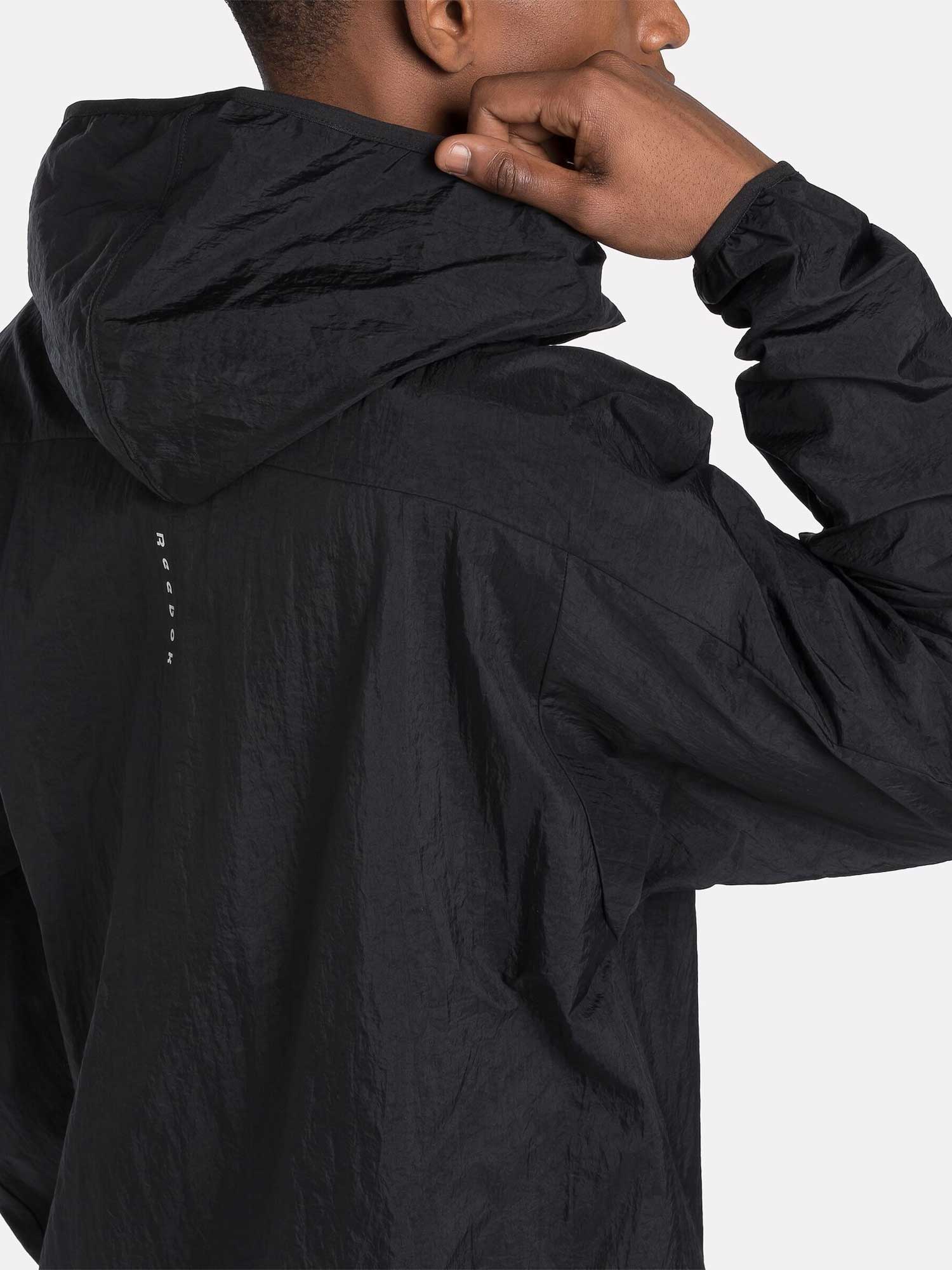REEBOK Ветровка RUNNING WOVEN WIND JKT