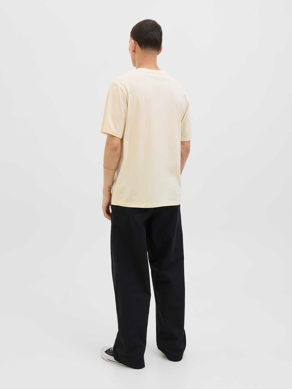 JACK & JONES Тениска JJHAYATO TEE SS CREW NECK BTS LN