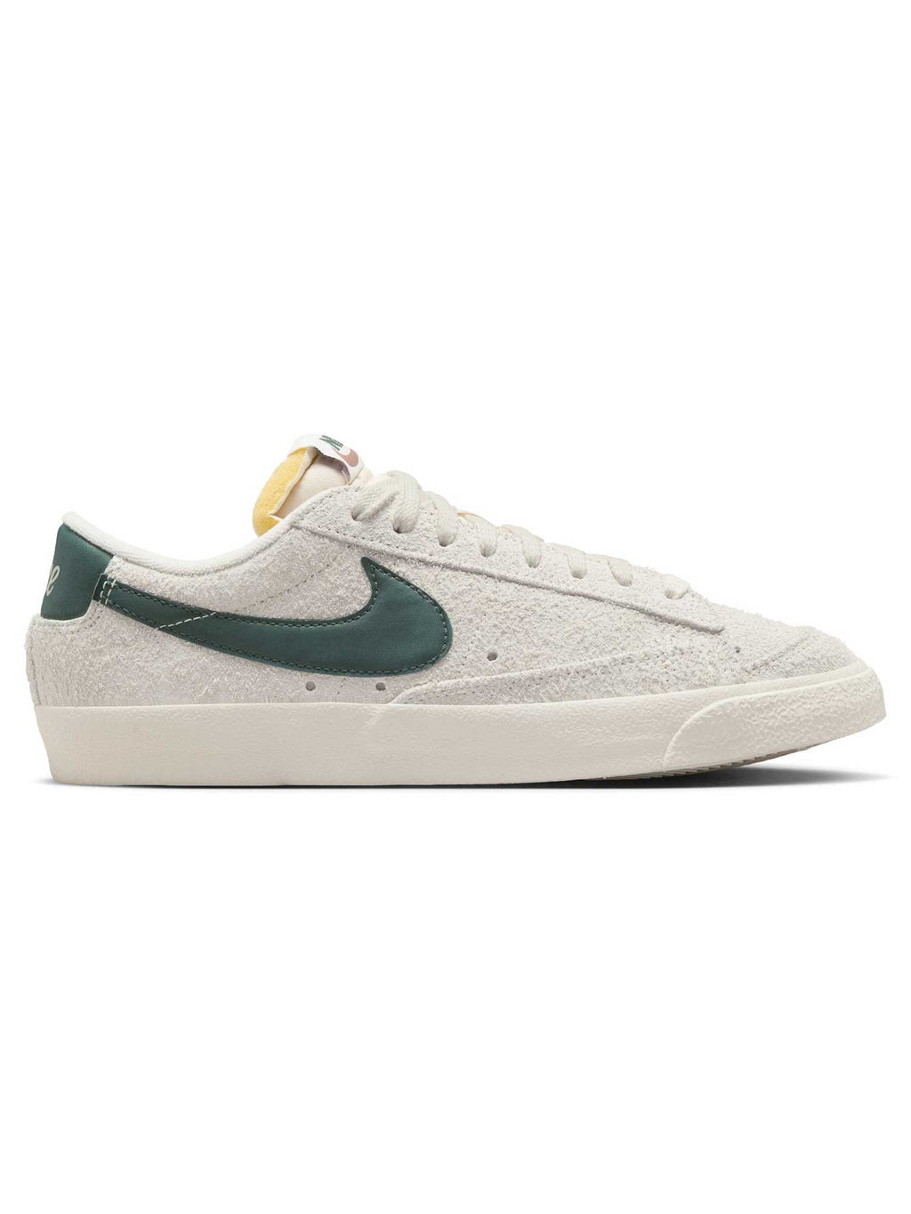 NIKE Обувки W BLAZER LOW 77 VNTG
