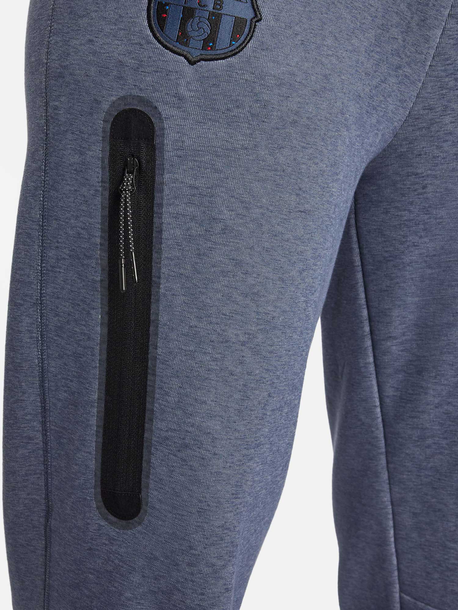 NIKE Спортно долнище FCB WNSW TCHFLC ESSNTLHRPNT 3R