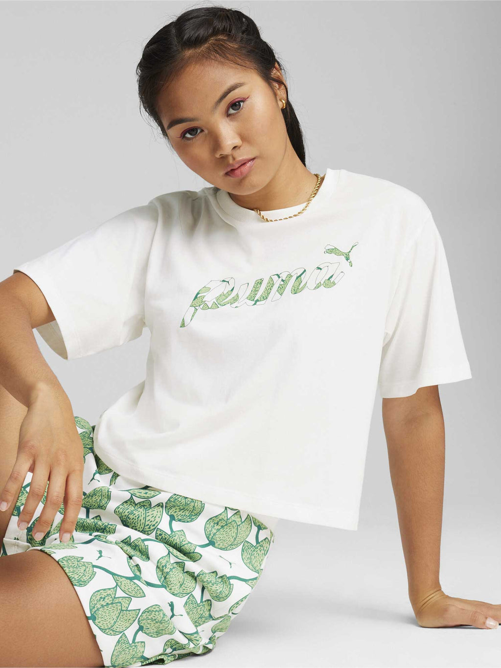 PUMA Тениска ESS+ BLOSSOM Graphic