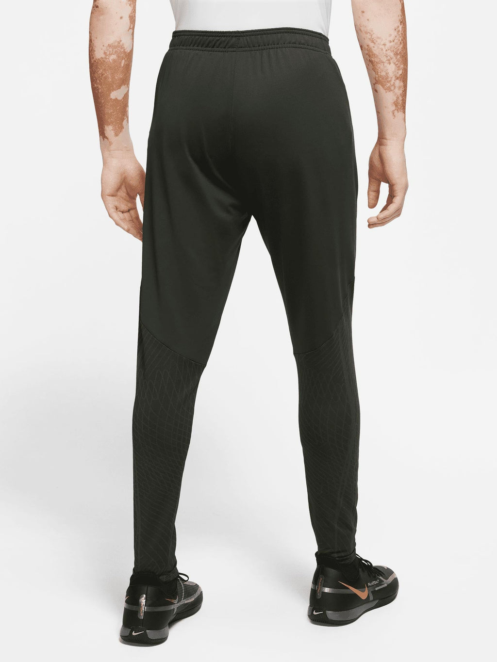 NIKE Спортно долнище FCB M NK DF STRK KP