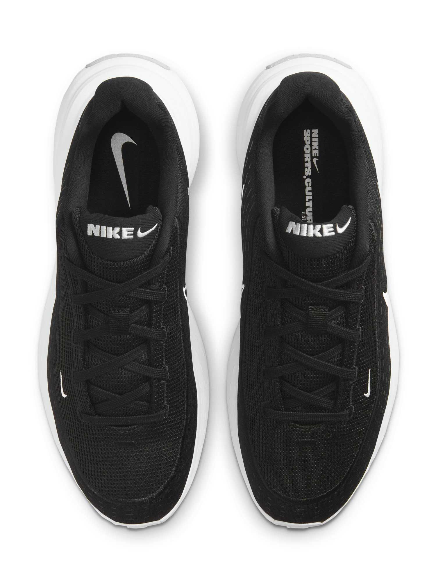 NIKE Обувки UPLIFT SC