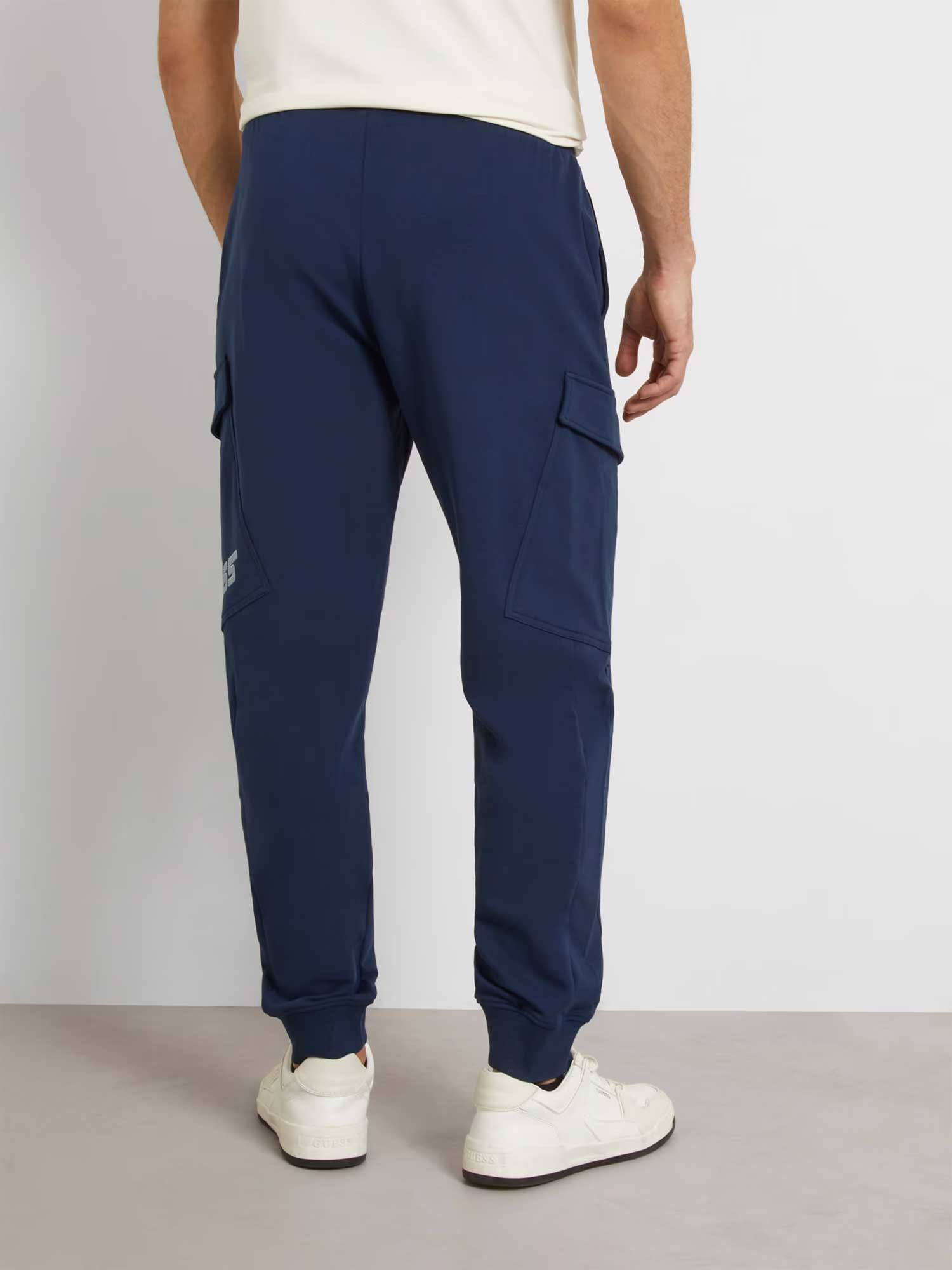 GUESS Спортно долнище EWAN CUFFED PANT