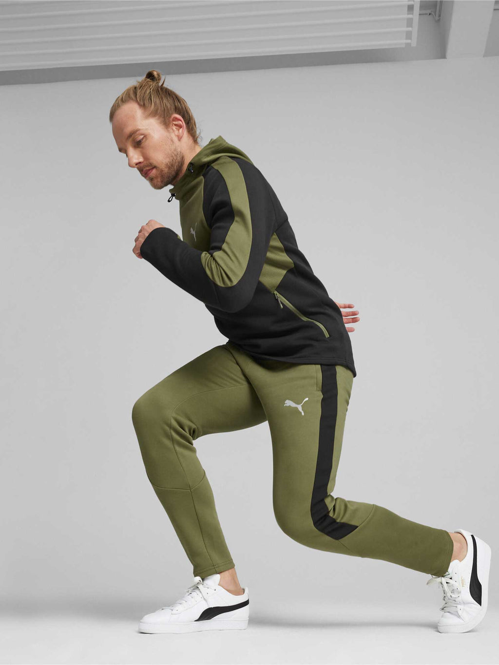 PUMA Спортно долнище EVOSTRIPE Pants DK