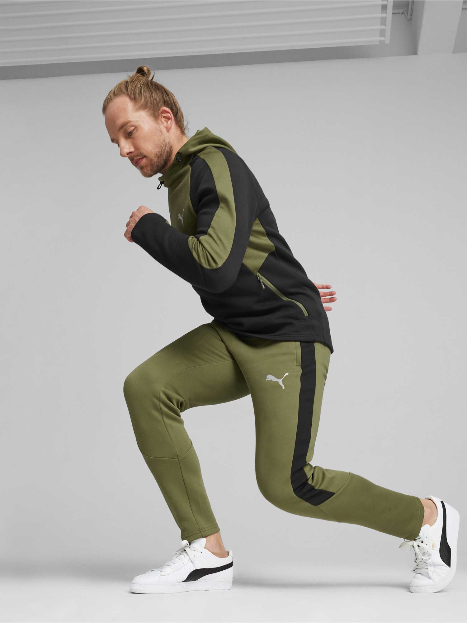 PUMA Спортно долнище EVOSTRIPE Pants DK