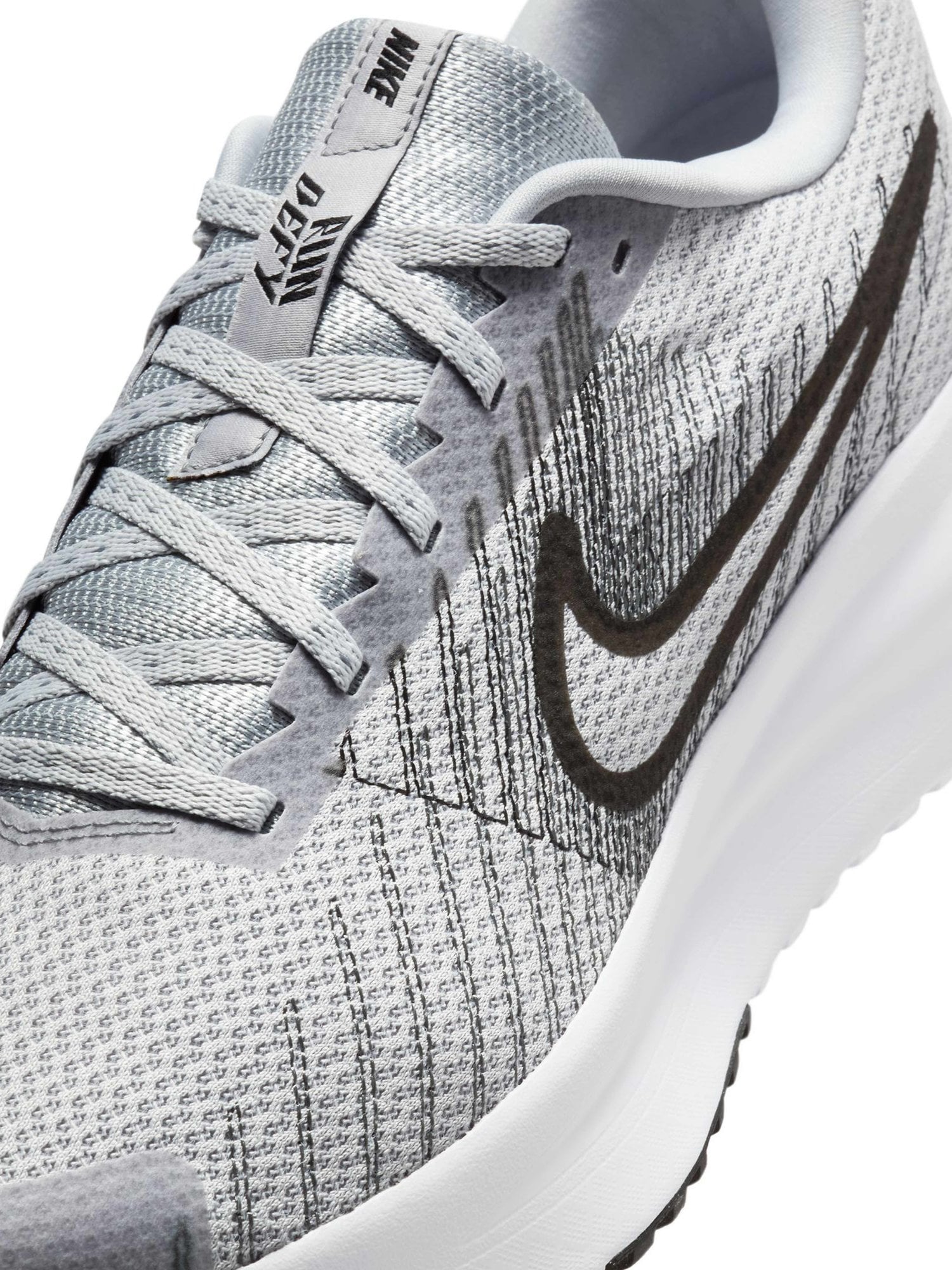 NIKE Обувки RUN DEFY