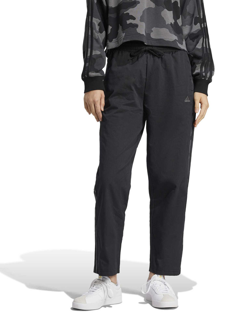 ADIDAS SPORTSWEAR Спортно долнище ESSENTIALS CAMO PRINTED 3 STRIPES