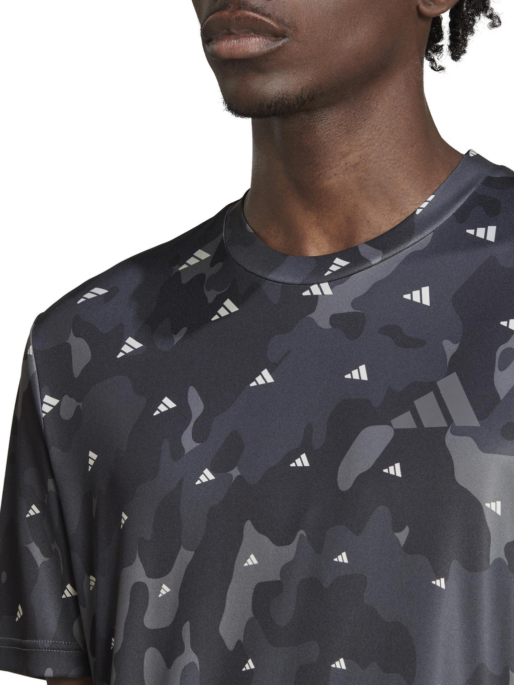 ADIDAS PERFORMANCE Тениска Train Essentials Seasonal Training