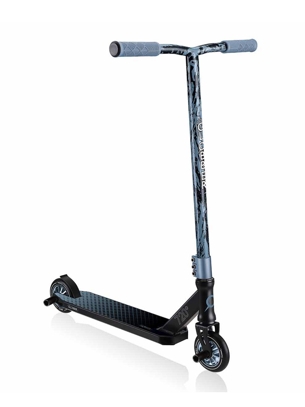 GLOBBER Тротинетка за фрийстайл и скачане GS 720
