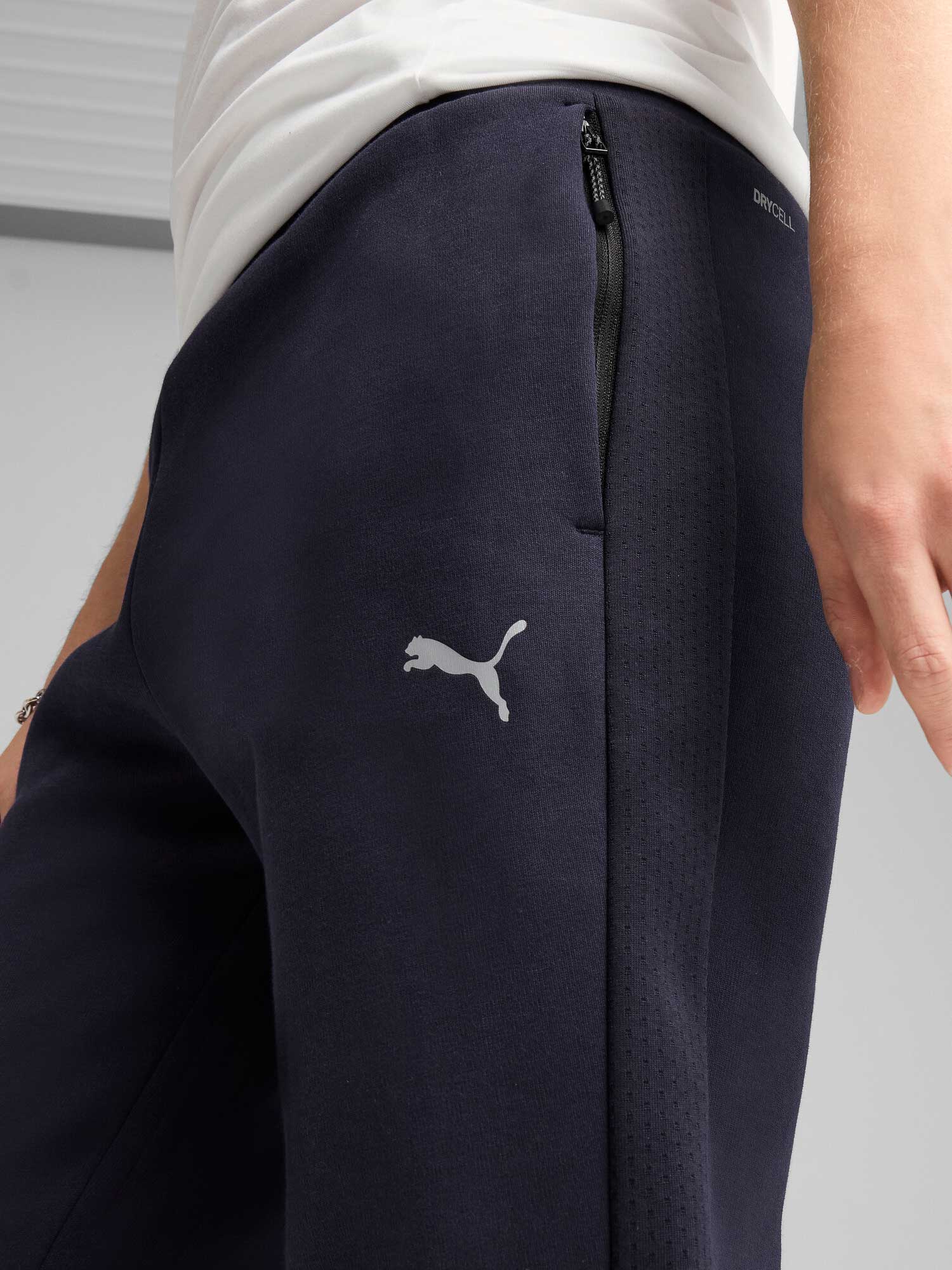 PUMA Спортно долнище EVOSTRIPE Pants DK op