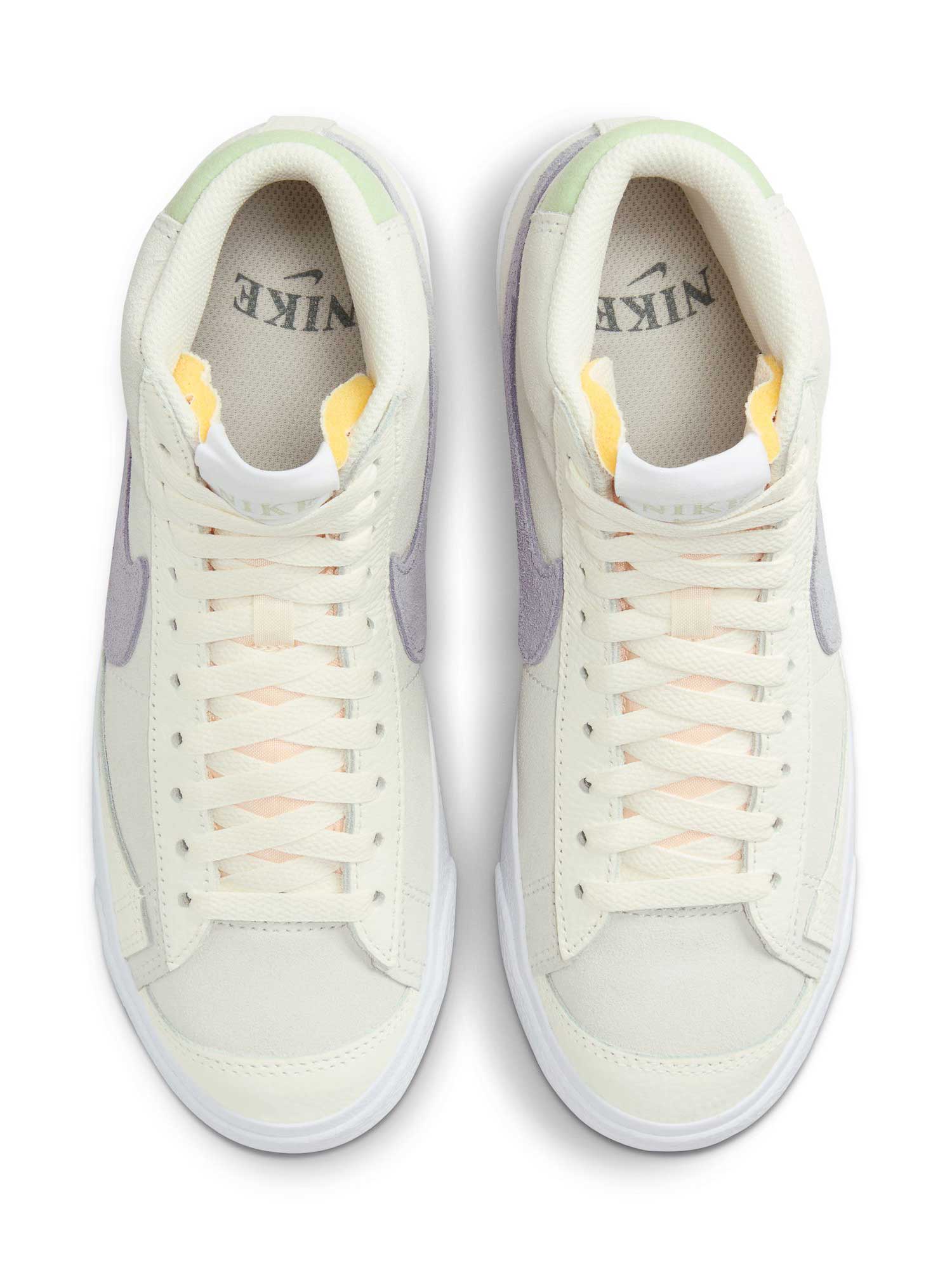 NIKE Обувки WMNS BLAZER MID 77