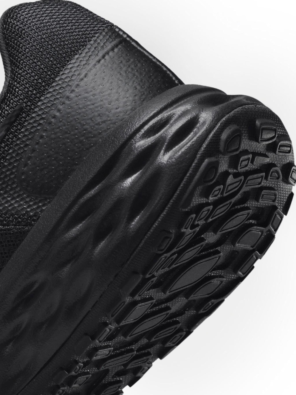 NIKE Обувки W REVOLUTION 6 NN