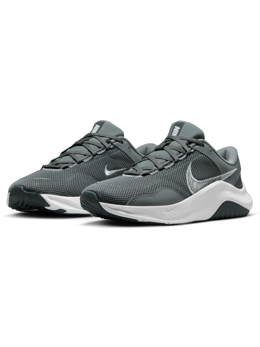 NIKE Обувки M LEGEND ESSENTIAL 3 NN