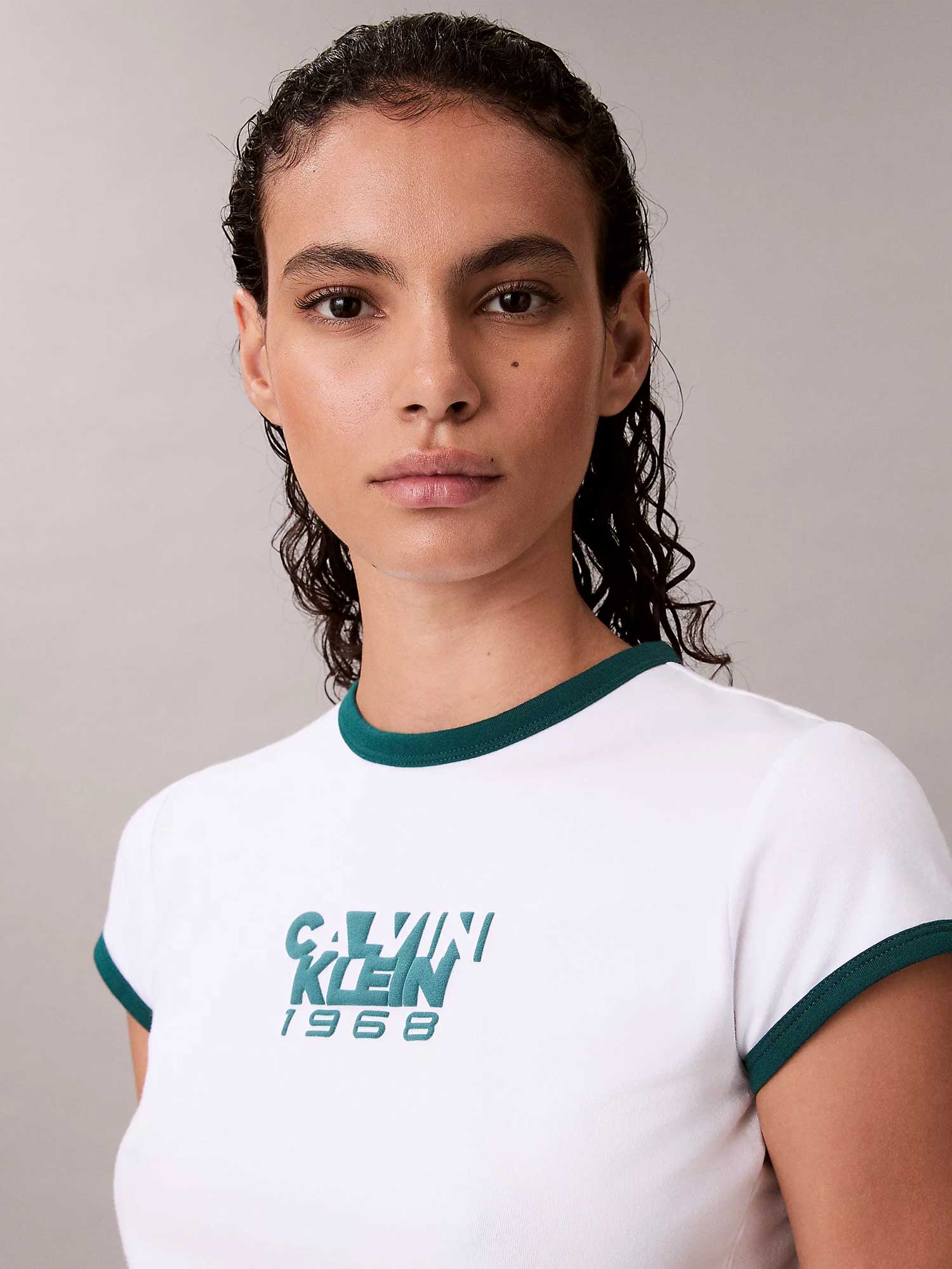 Calvin Klein Jeans Тениска SS 1968 GRAPHIC BABY TEE