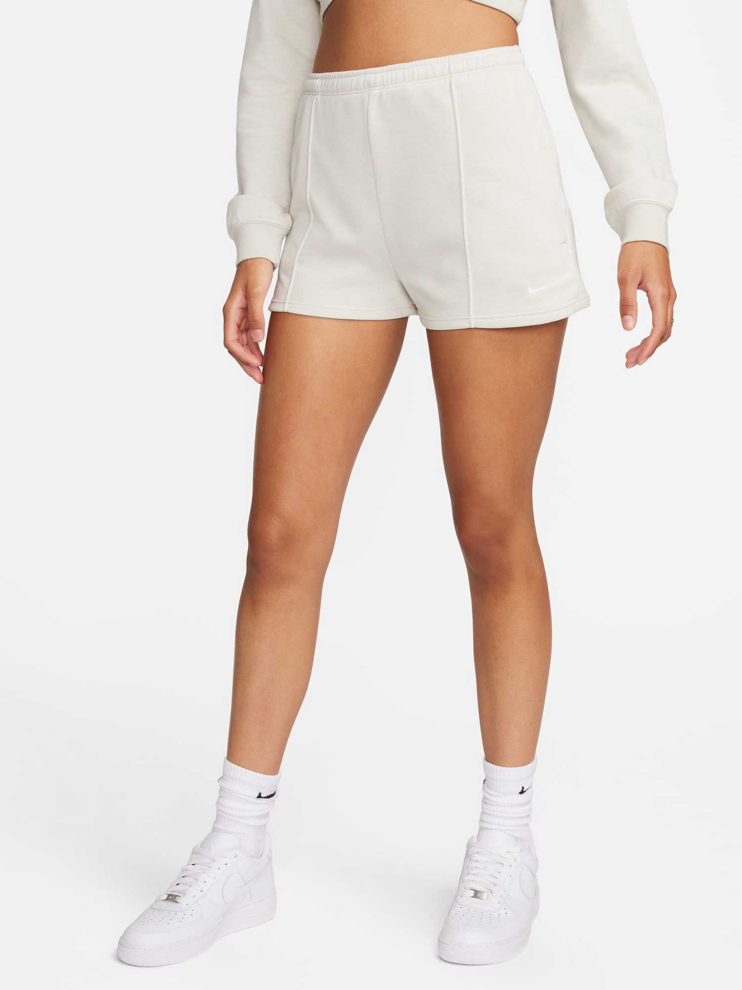 NIKE Къси панталони W NSW NK CHLL FT HR 2IN SHORT