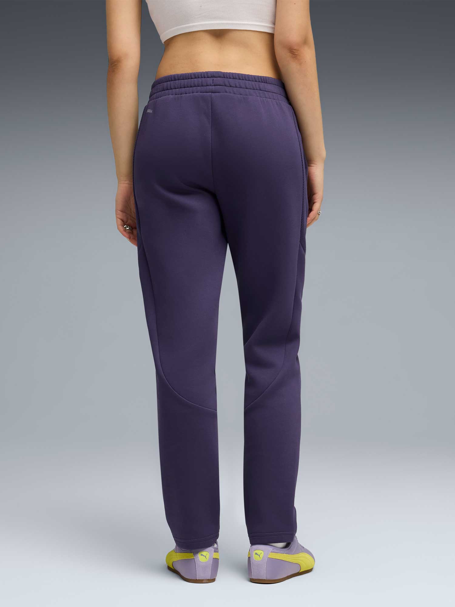 PUMA Спортно долнище EVOSTRIPE Sweatpants DK op
