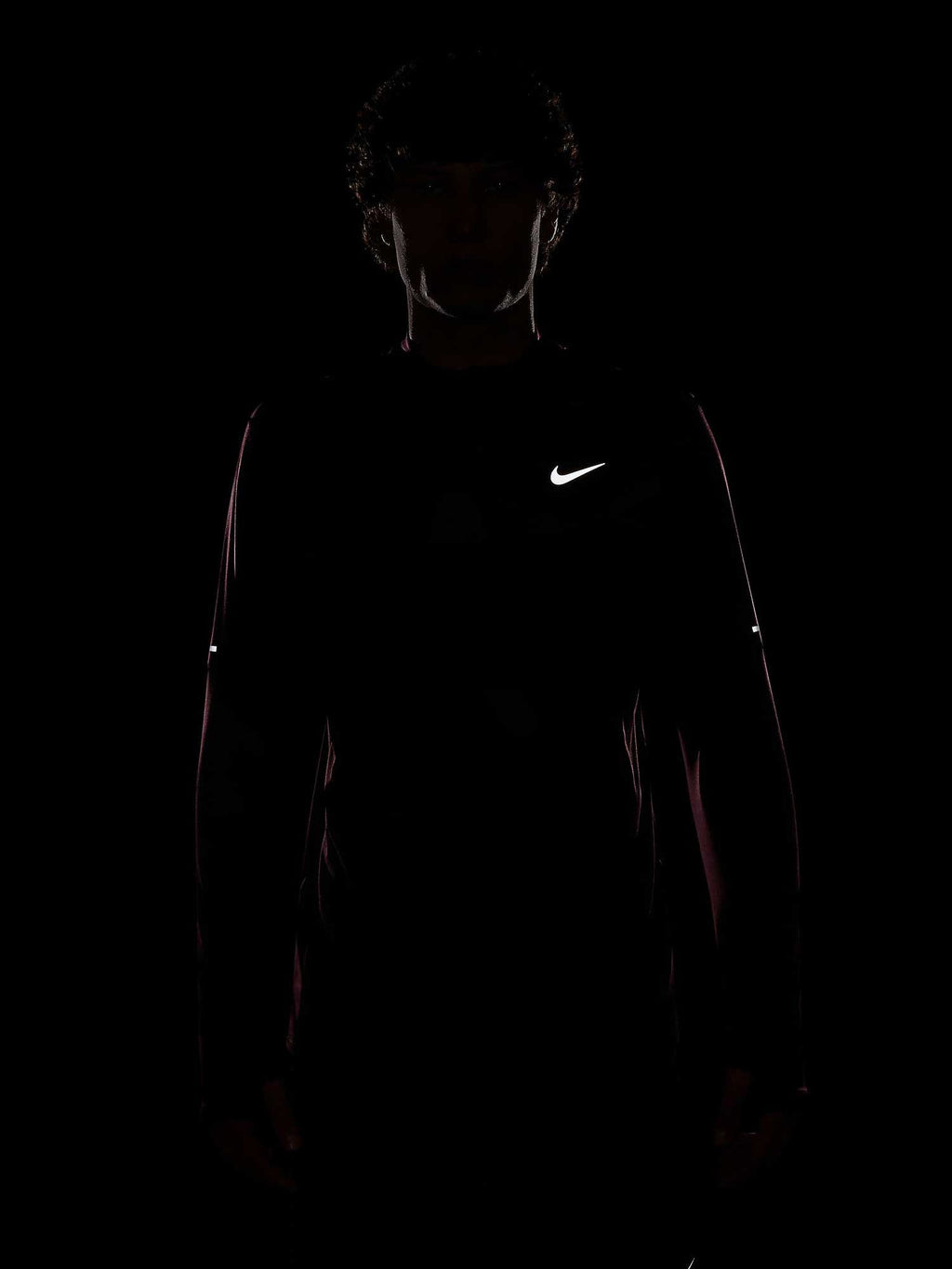 NIKE Блуза M NK DF ELMNT TOP HZ