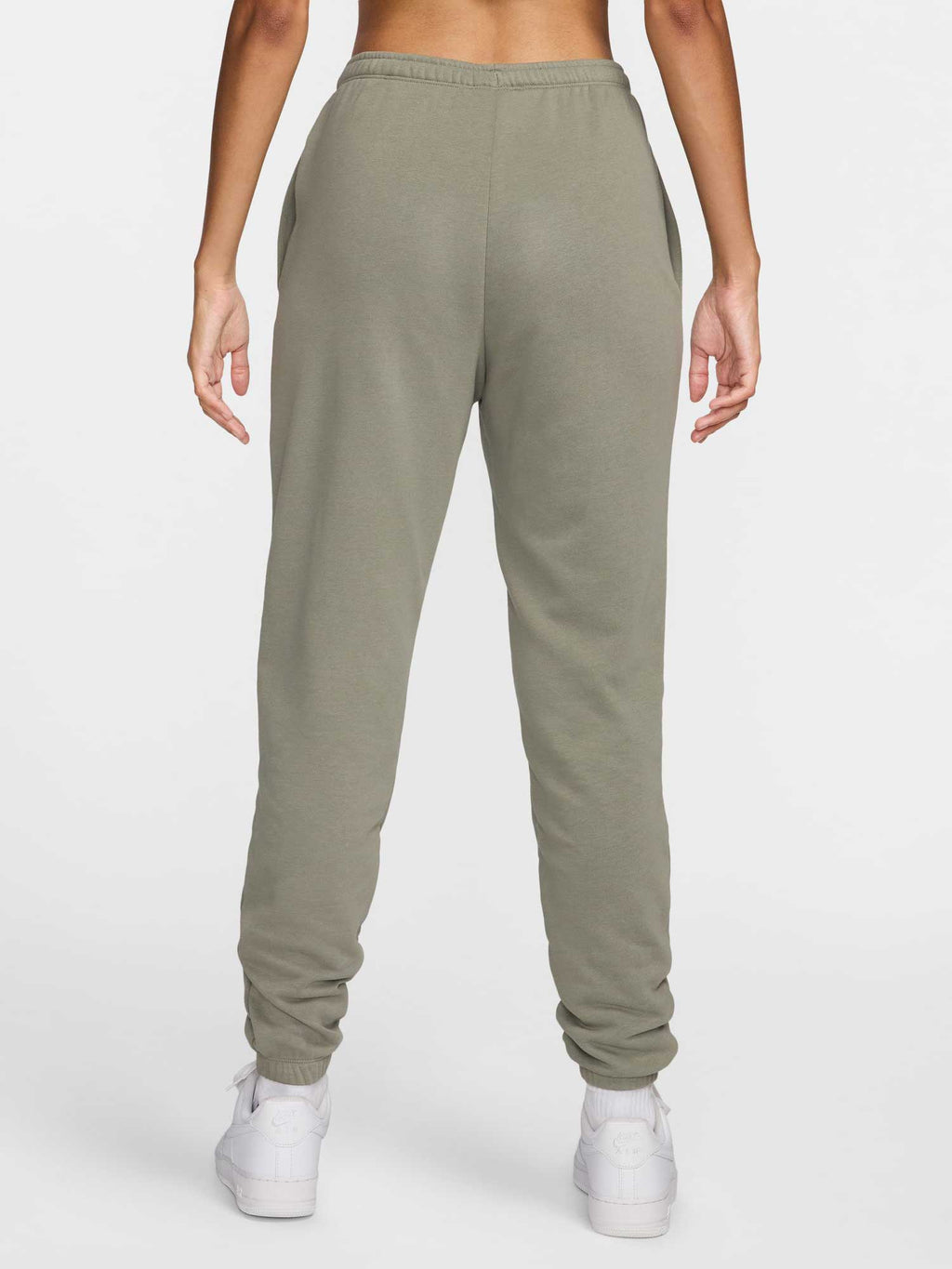 NIKE Спортно долнище W NSW NK CHLL FT HR SWTPNT