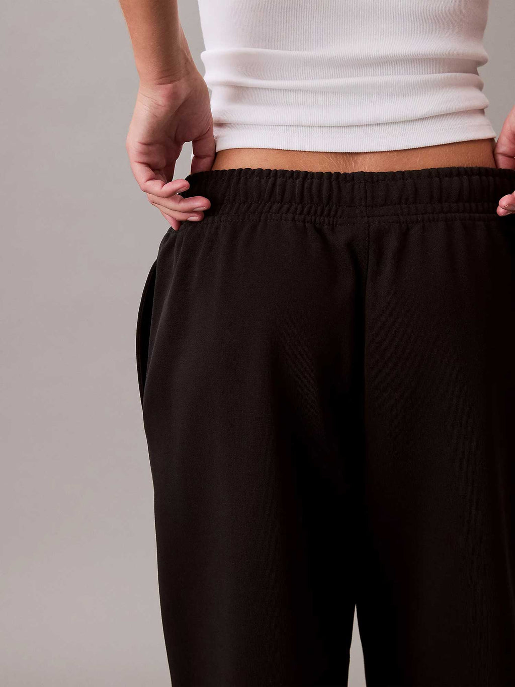 Calvin Klein Jeans Спортно долнище MONOLOGO FRENCH TERRY JOGGER