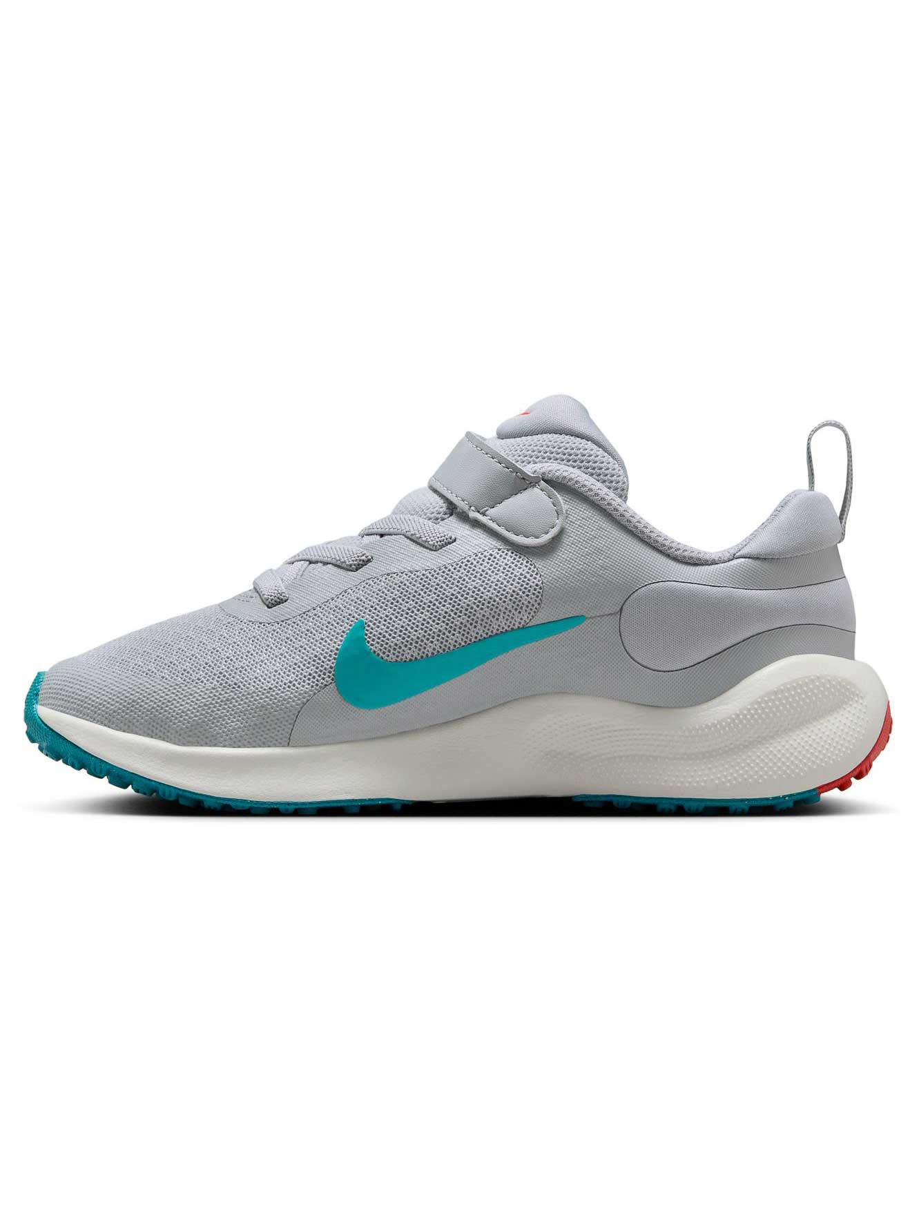 NIKE Обувки REVOLUTION 7 (PSV)