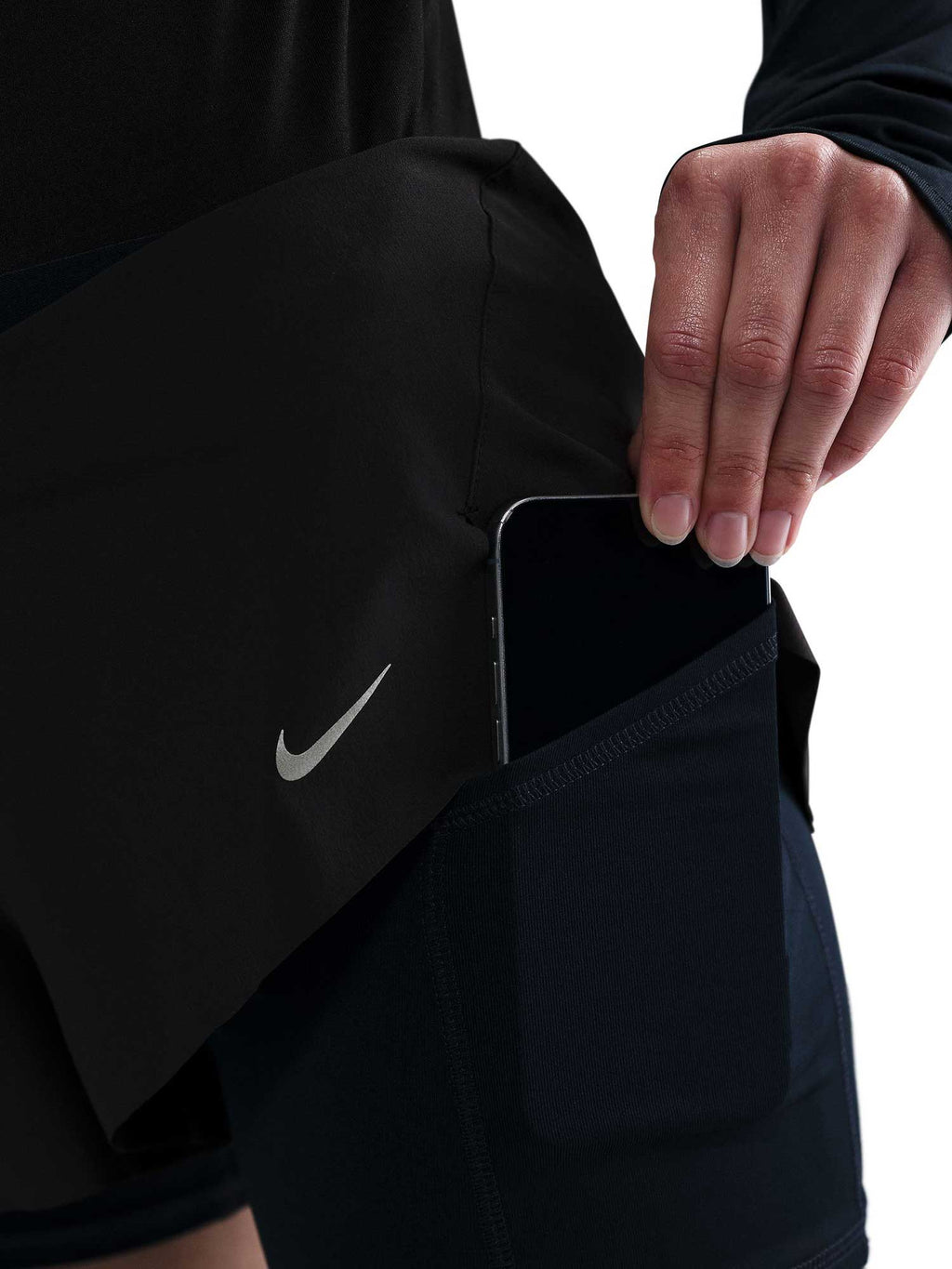 NIKE Къси панталони W NK SWIFT DF MR 2N1 SHRT