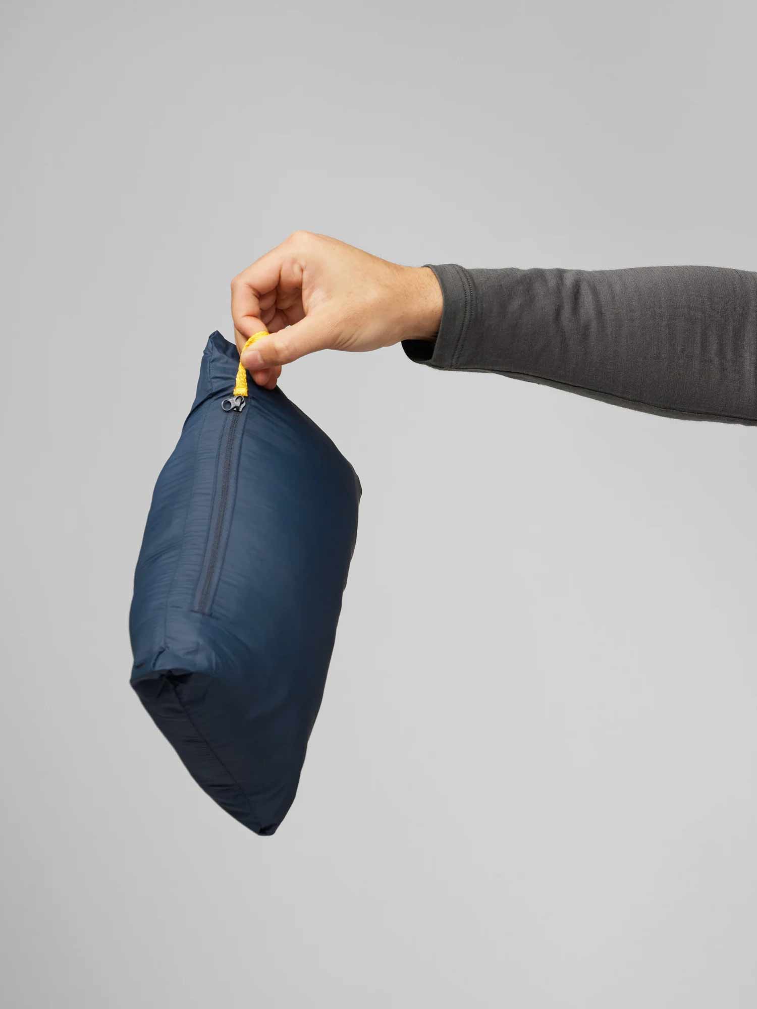 FJALLRAVEN Яке Expedition Pack Down M