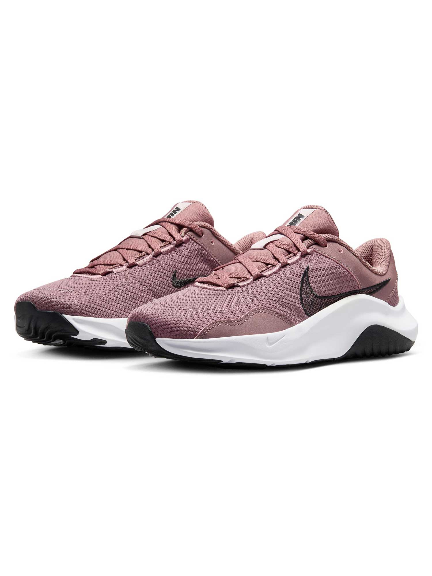 NIKE Обувки W LEGEND ESSENTIAL 3 NN