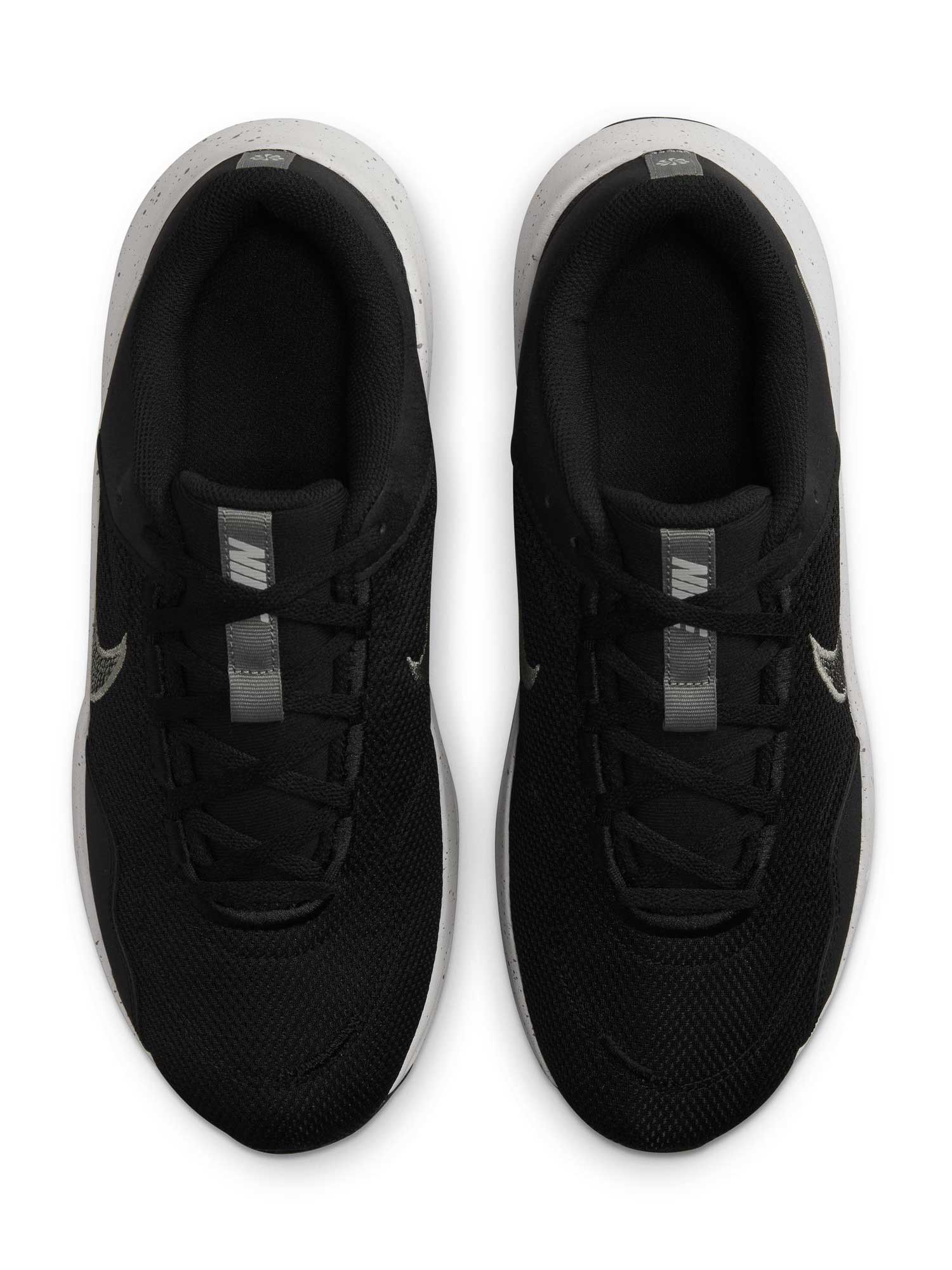 NIKE Обувки M LEGEND ESSENTIAL 3 NN