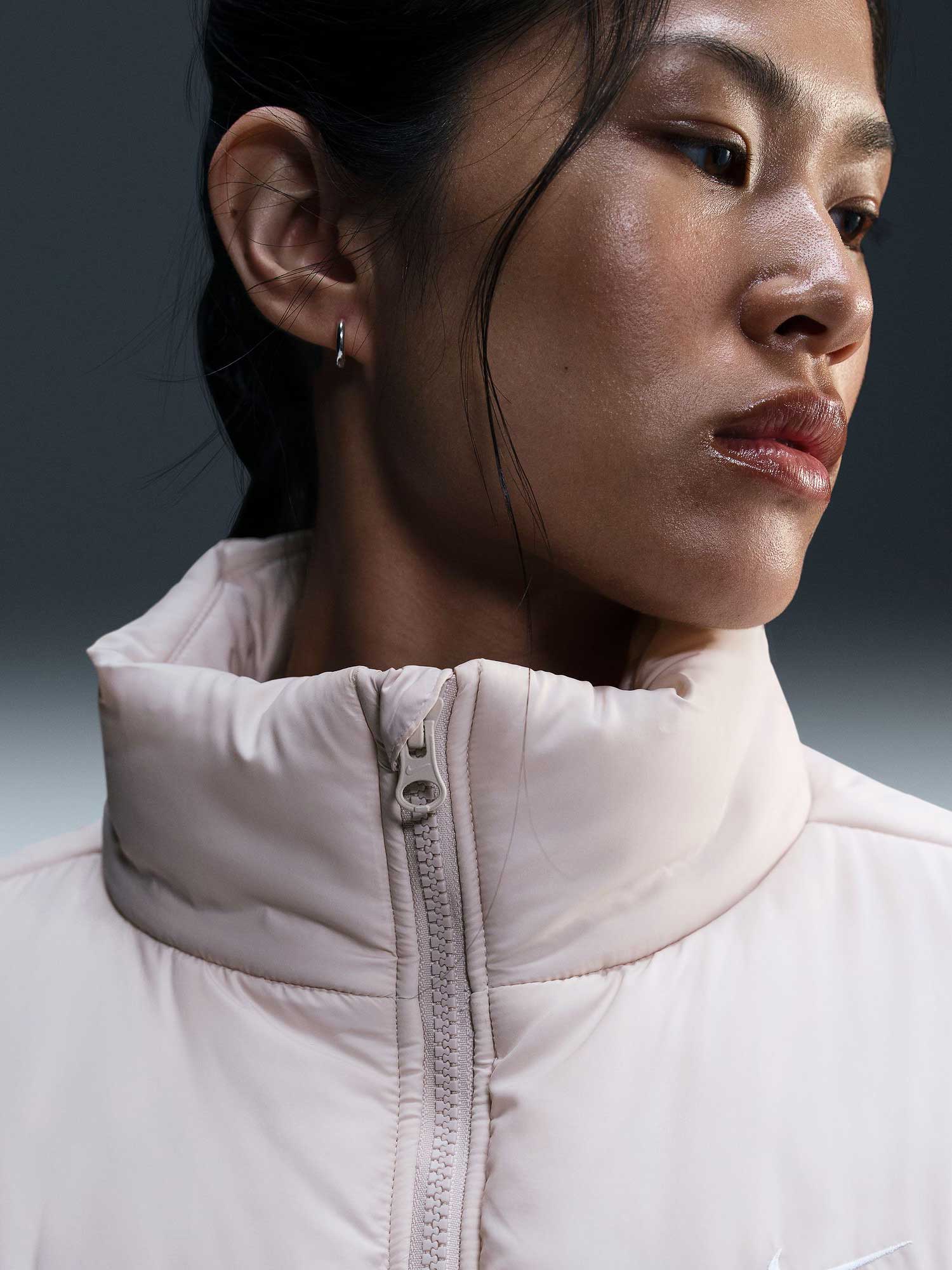 NIKE Елек W NSW TF SYNFL NK CLSC VEST